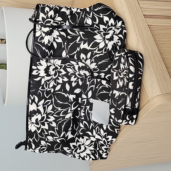 Nine West Handbags - NWOT Nine West 3 Piece Black and White Floral Travel Shoulder Bag Set